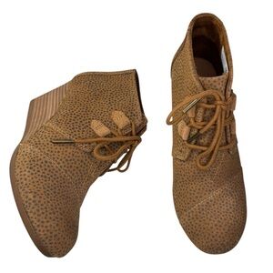 TOMS Women's Kala Desert Wedge Mini Cheetah Suede Bootie Shoes Womens Size 7